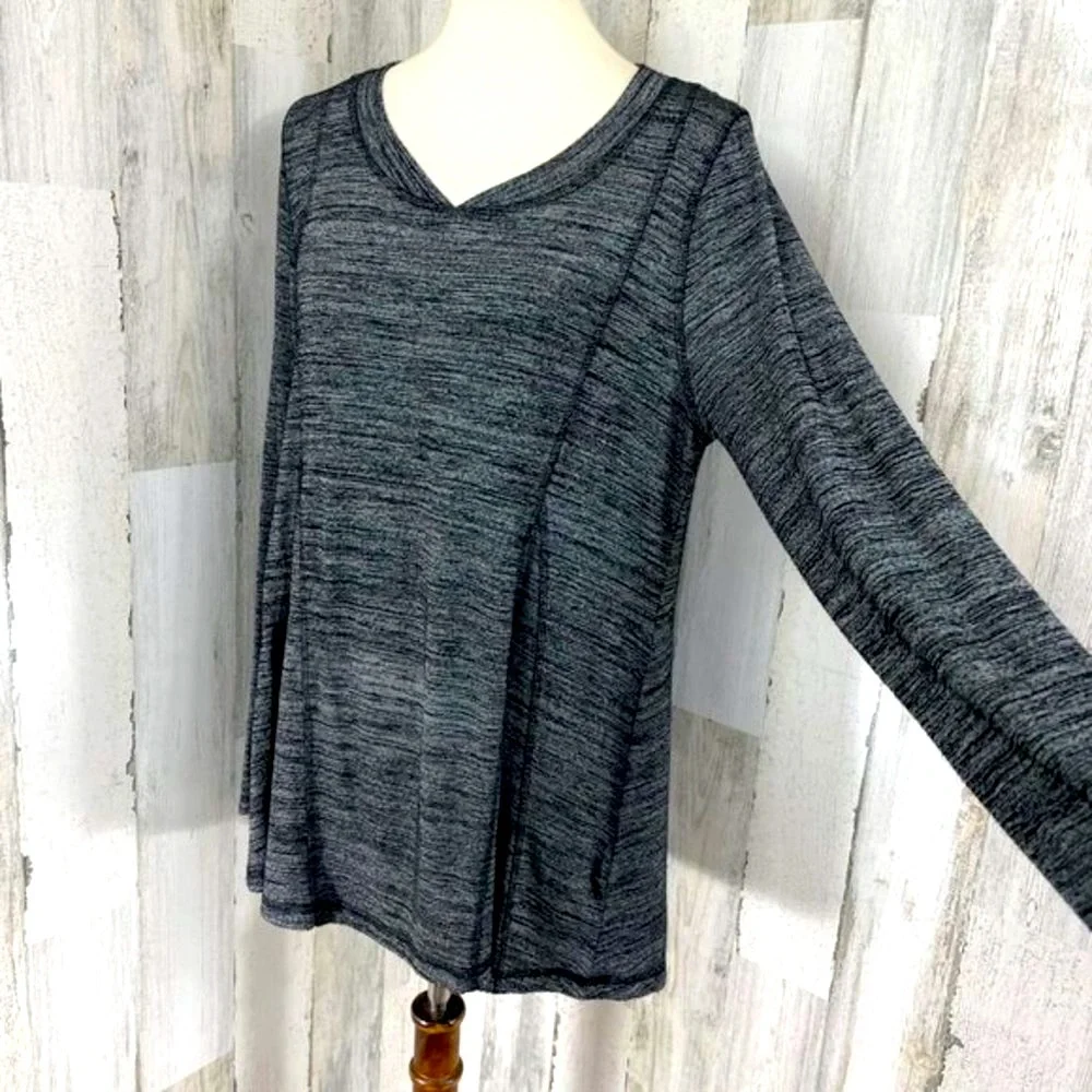 Soft Surroundings Women's Gray Burnout Scoop Neck Stretch Long Sleeve Blouse M